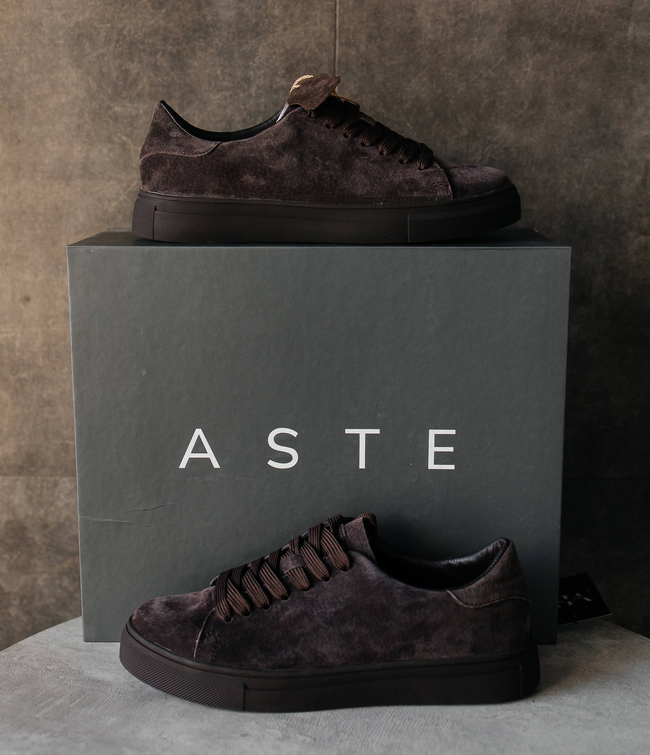 Кроссовки натуральная замша