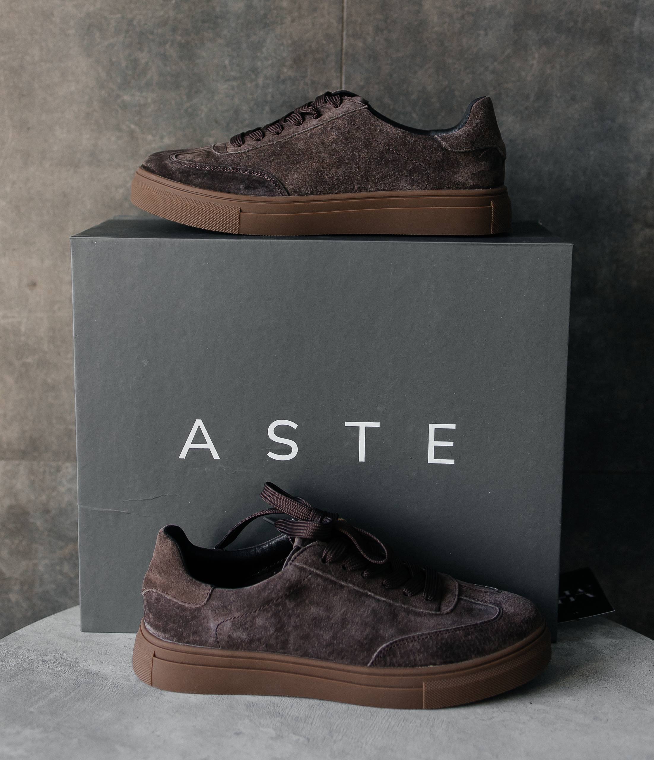 Кроссовки натуральная замша