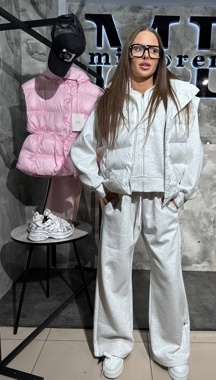 Костюм тройка