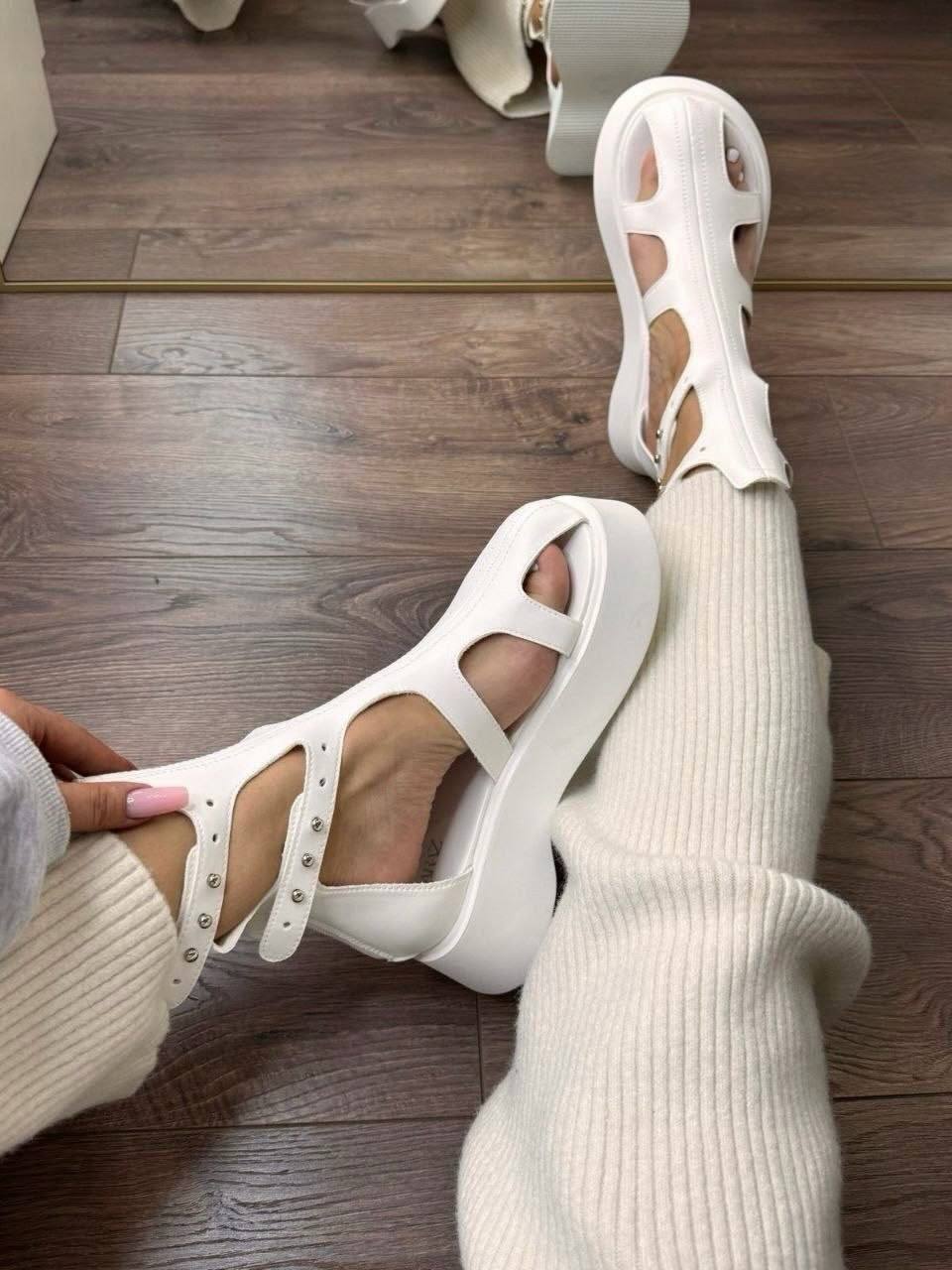 NEW COLLECTION