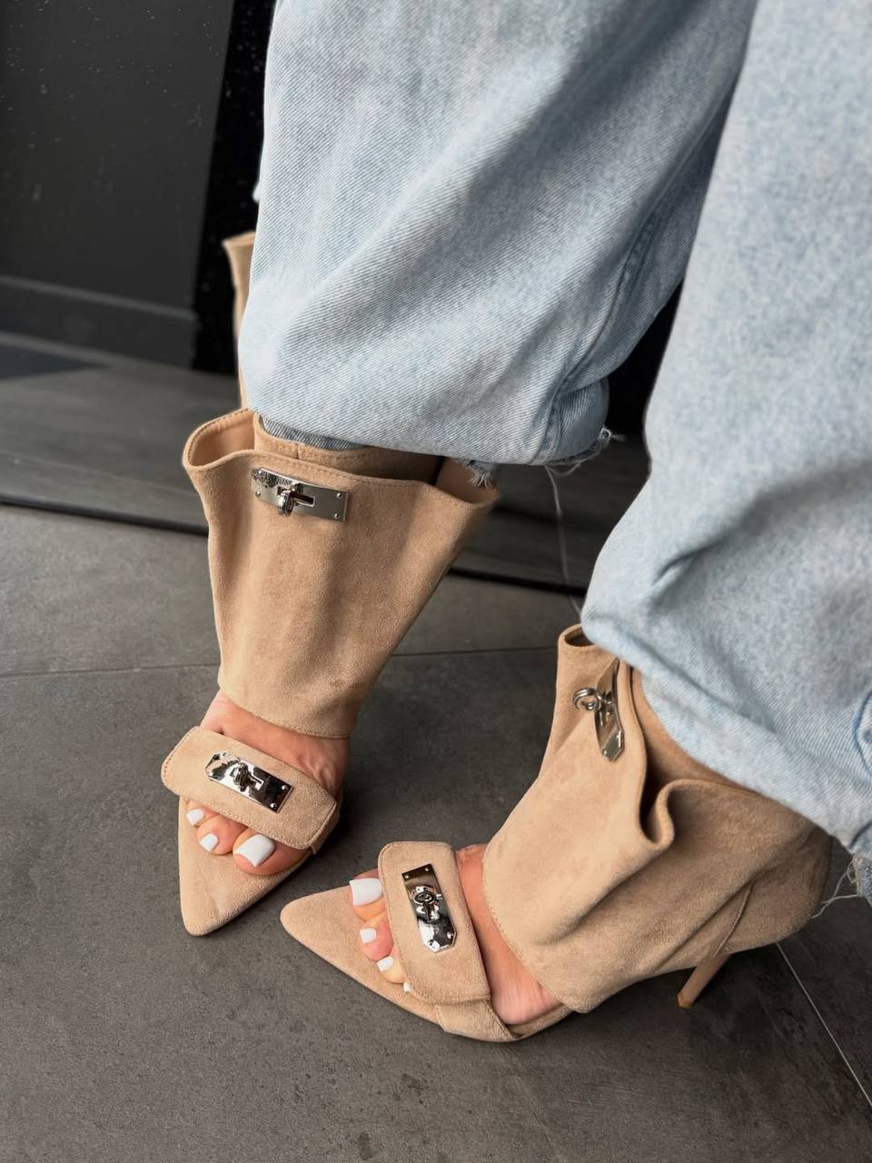 NEW COLLECTION