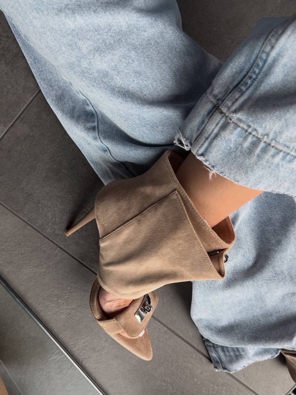 NEW COLLECTION